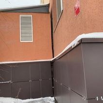 В Оренбурге за 8 лет у новой школы появились признаки аварийности