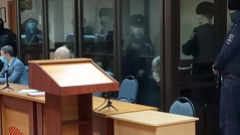 Руководителей ОПГ оренбургских киллеров Оршлета и Бертхольца доставили в областной суд (18+)
