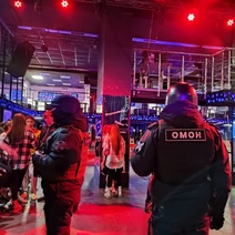 В Оренбурге ОМОНовцы вмешались в клубную жизнь подростков