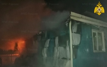 В Абдулино ночью сгорел жилой дом