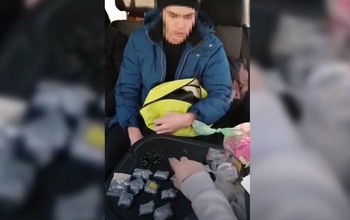 В Оренбурге с крупной партией наркотиков задержали семейную пару