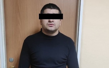 У жителя Оренбурга вымогали 350 000 рублей
