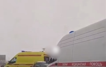 В Оренбурге случилось ДТП, потребовалась помощь спасателей