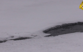 В Оренбурге подросток задумал прогуляться возле полыньи