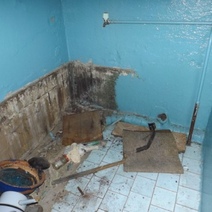 В Адамовском районе вор вынес из квартиры ванну, чугунные трубы и водяной счетчик