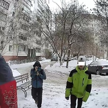 В Оренбурге школьники устроили фаер-шоу жителям многоэтажки