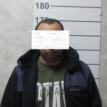 Пенсионера из Оренбурга обманули на пчелином воске