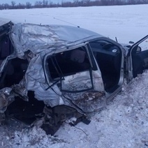 Под Сорочинском грузовик MAN превратил Hyundai в груду металла