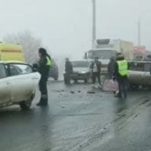 Жесткое ДТП под Оренбургом: на месте ГИБДД, скорая и пожарные