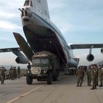 Оренбуржцев сегодня напугали военные самолеты