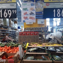 В Оренбурге цены на продукты питания в магазинах пока держатся в рамках приличия