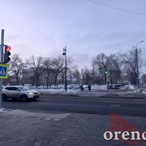 В Оренбурге в ужасном виде пешеходный переход на отремонтированной улице Володарского