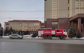 В Оренбурге в ОГУ выехали силовики и спецслужбы