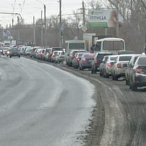 В Оренбурге на улице Донгузской огромная пробка из-за ДТП