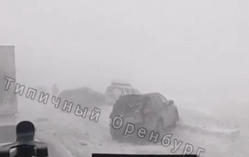 На орской трассе в непогоду произошло массовое ДТП