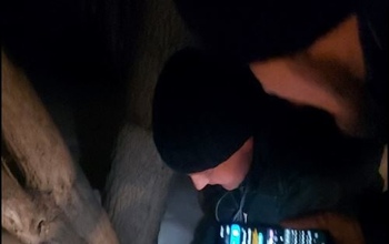 В Новотроицке кинолог с собакой 