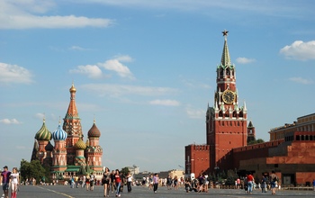 Жительницу Кувандыка, просившую квартиру в Москве у члена Совета Федерации РФ, обманул мошенник