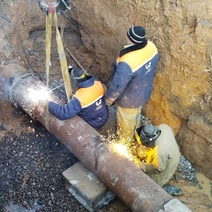 К вечеру пятницы в Новотроицке коммунальщики завершили ремонт водопровода