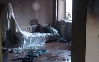 Спасатели в Оренбурге во время пожара в доме спасли 12 человек