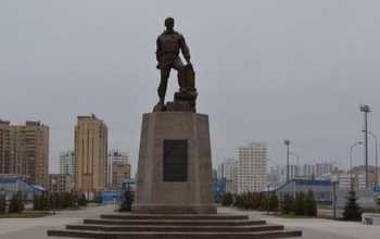 Памятник Герою России Александру Прохоренко ждет масштабный ремонт