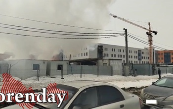 В Оренбурге в районе строящейся детской больницы на Гаранькина произошел пожар