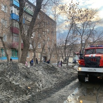 В Медногорске на пожаре огнеборцы спасли семь человек