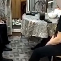 В Оренбурге в свой день рождения жена пырнула мужа ножом в живот (18+)