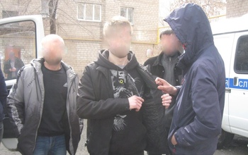 В Орске задержан 20-летний закладчик с крупной партией наркотиков