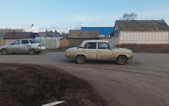 В Сорочинске при столкновении двух ВАЗов серьезно пострадала 19-летняя пассажирка