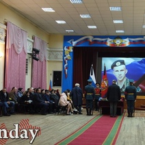 В Оренбурге простились с героически погибшим на Украине Данилом Абрамовым