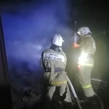 В Оренбурге подожгли дом в переулке Ивановском: нашли тело мужчины (18+)