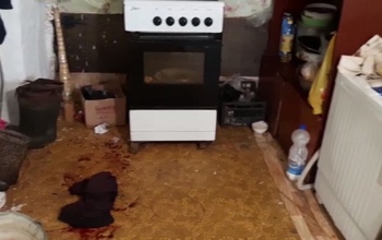 Причина - ревность: в Саракташском районе женщина дважды пырнула сожителя ножом в грудь (18+)