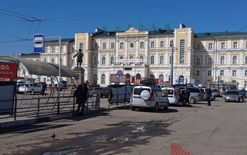 В Оренбурге чиновникам и надзорным органам плевать на состояние привокзальной площади