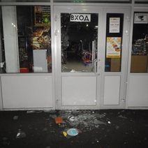 В Новотроицке 14-летний школьник пытался похитить автомат с шариками и сладостями