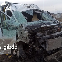 В Башкирии опрокинулся автобус из Оренбуржья: в салоне было 19 пассажиров