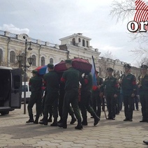 В Оренбурге простились с бывшим полицейским, многодетным отцом, погибшим на Украине