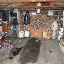 В Светлом мужчина выкрал из гаража насос, колонку, шлифовальные машины и боксерскую грушу