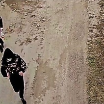 В Оренбурге неизвестные пытались сжечь семью в их же доме (18+)