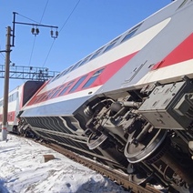 В Оренбурге возбуждено уголовное дело по факту схода с рельсов двухэтажного вагона