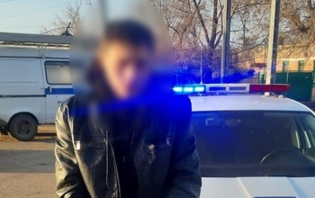 В Оренбурге пьяный мужчина скрывался от полиции на угнанной 