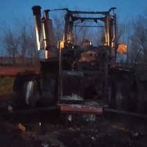 Под Сорочинском дотла сгорел трактор