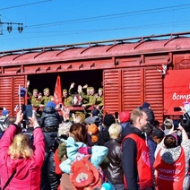 На железнодорожном вокзале Оренбурга воссоздали атмосферу победного мая 1945 года