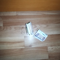 В Шарлыке с уснувшей гостьи сняли золото и забрали деньги из ее сумки