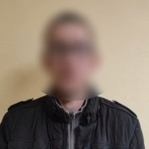 В Оренбурге работник автомойки украл травматический пистолет из салона 