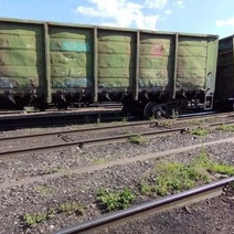 В Новотроицке с рельсов сошли три грузовых вагона с чугуном