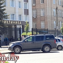 В Оренбурге у областной больницы складывается аварийная дорожная обстановка