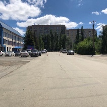 В Ясном 10-летняя девочка выбежала из-за машины прямо под колёса 