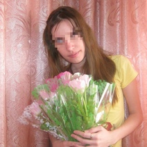 В Октябрьском районе простились с молодой женщиной, погибшей в страшной аварии спустя четыре дня после своей свадьбы