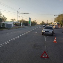 В Оренбурге при столкновении Škoda и Geely пострадали три пассажира