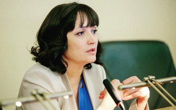 Оксана Набатчикова: Если хотим обеспечить доступность медицины, надо создать условия для привлечения кадров